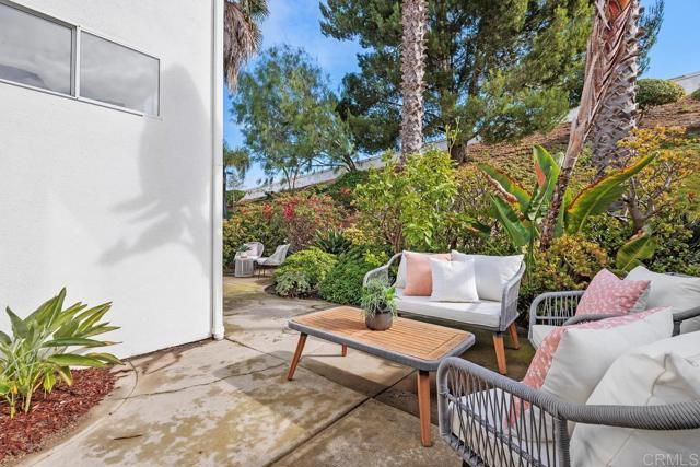 4888 Thebes Way, Oceanside, CA 92056