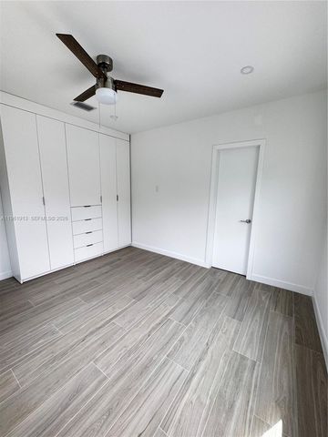 2855 Royal Palm Ave 4, Miami Beach, FL 33140