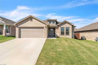 6103 NW Hoover Street, Bentonville, AR 72713