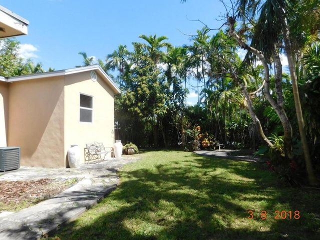 6608 SW 65th Street, South Miami, FL 33143