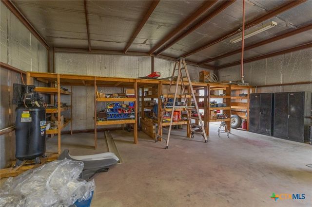 401 County Road 330, Granger, TX 76530