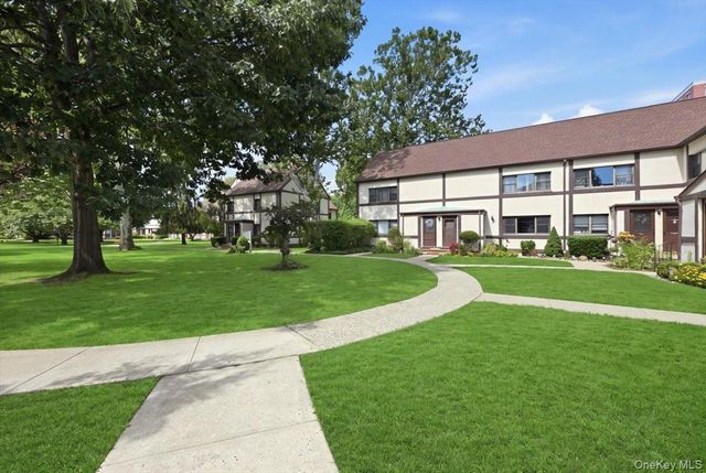 123 Fifteenth B1, Garden City, NY 11530