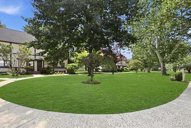 123 Fifteenth B1, Garden City, NY 11530