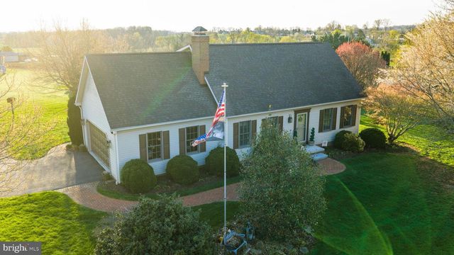 13729 CROSS ROADS AVE, Felton, PA 17322