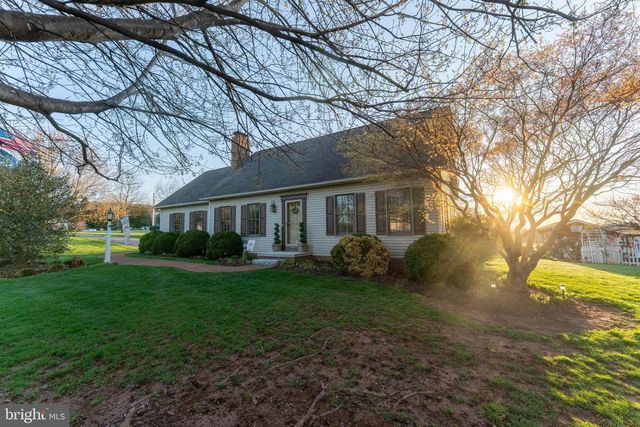 13729 CROSS ROADS AVE, Felton, PA 17322