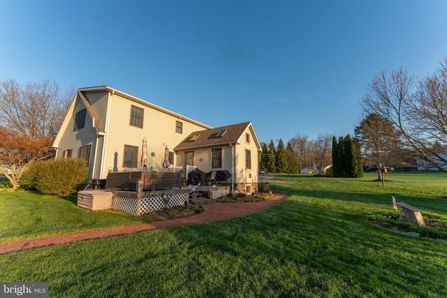 13729 CROSS ROADS AVE, Felton, PA 17322