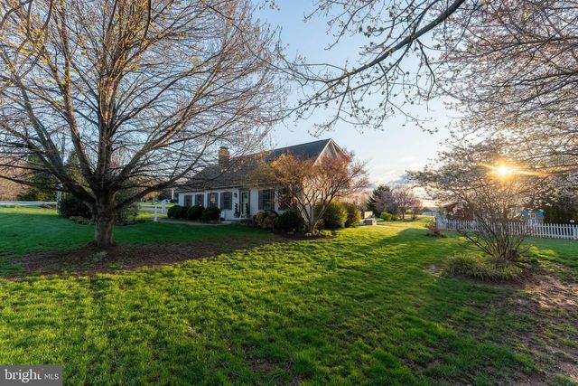 13729 CROSS ROADS AVE, Felton, PA 17322