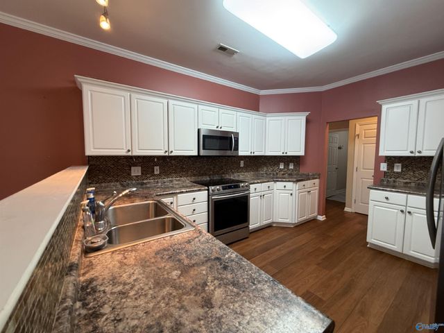 134 Canterbury Drive, Madison, AL 35758