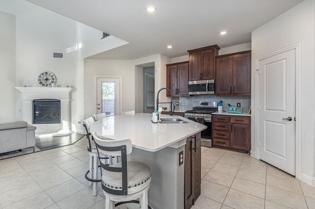 7200 Wildflower Way, Little Elm, TX 76227