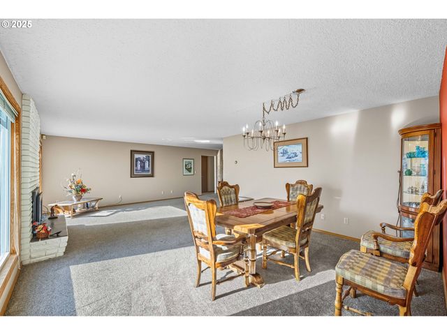 93446 OSPREY Ln, North Bend, OR 97459