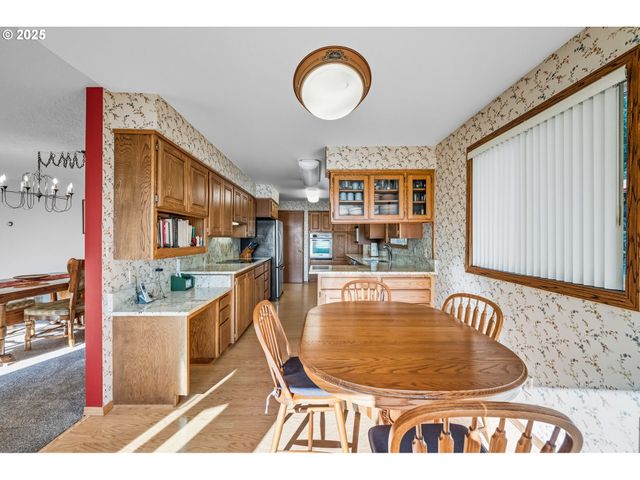 93446 OSPREY Ln, North Bend, OR 97459