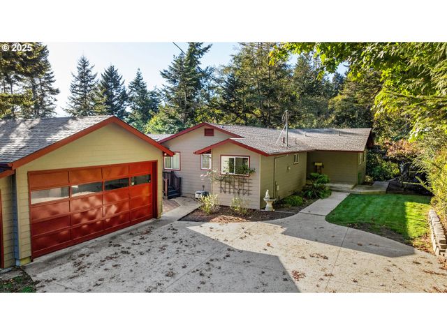 93446 OSPREY Ln, North Bend, OR 97459