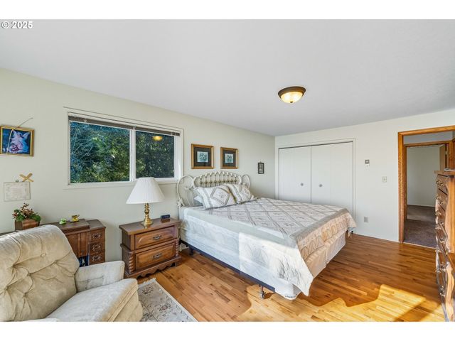 93446 OSPREY Ln, North Bend, OR 97459