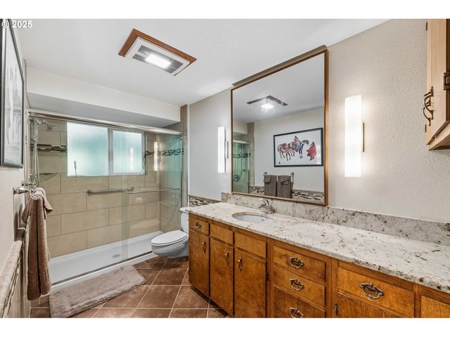 93446 OSPREY Ln, North Bend, OR 97459