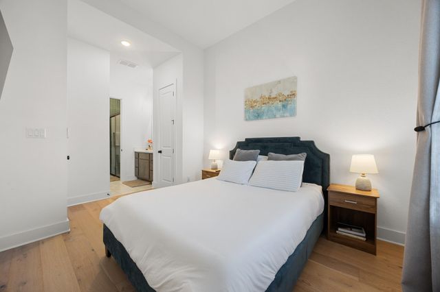 212 Texas Bluebonnet TRL, Georgetown, TX 78628