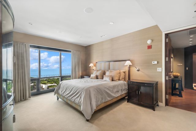 130 N Garland Court 2711-12, Chicago, IL 60602