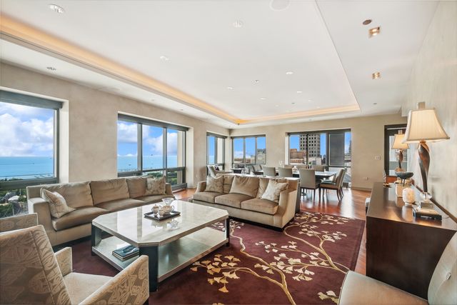 130 N Garland Court 2711-12, Chicago, IL 60602