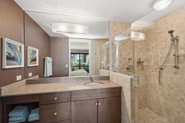 130 N Garland Court 2711-12, Chicago, IL 60602