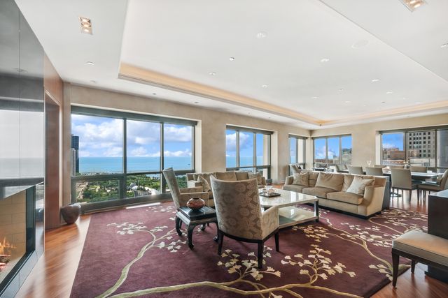 130 N Garland Court 2711-12, Chicago, IL 60602