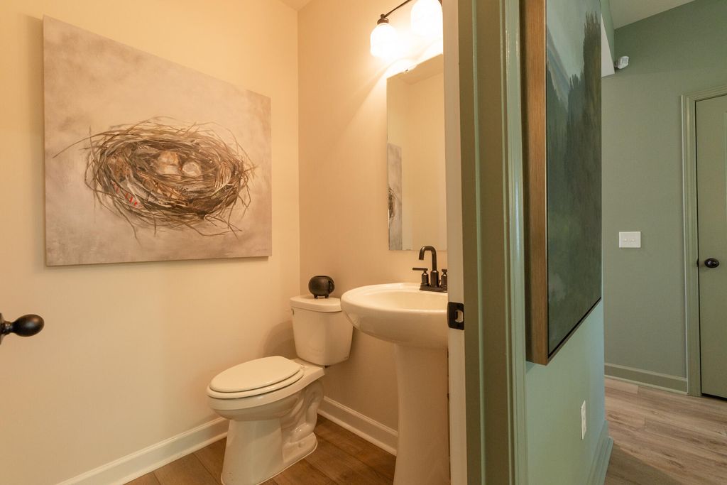 Image 17 of property listing at 5200 New Palm Court, Summerville, SC 29485
