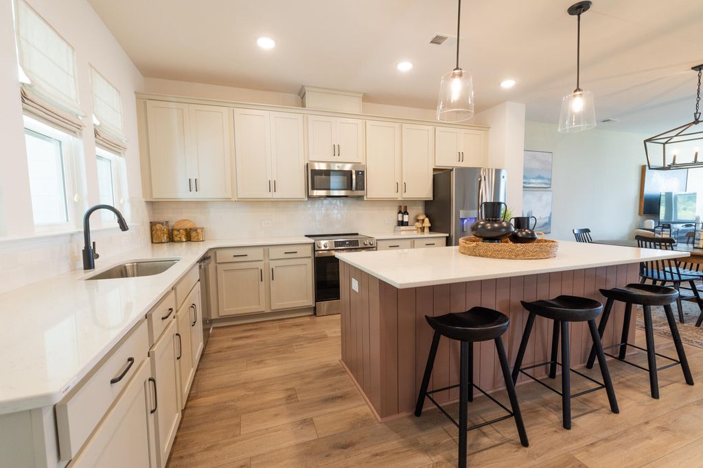 Image 19 of property listing at 5200 New Palm Court, Summerville, SC 29485