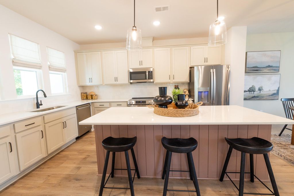 Image 20 of property listing at 5200 New Palm Court, Summerville, SC 29485