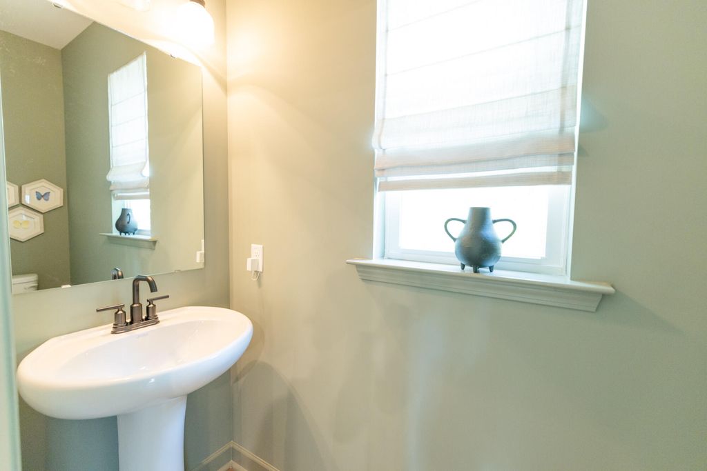 Image 37 of property listing at 5200 New Palm Court, Summerville, SC 29485