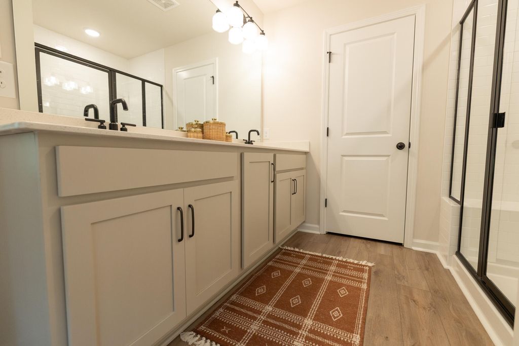 Image 47 of property listing at 5200 New Palm Court, Summerville, SC 29485