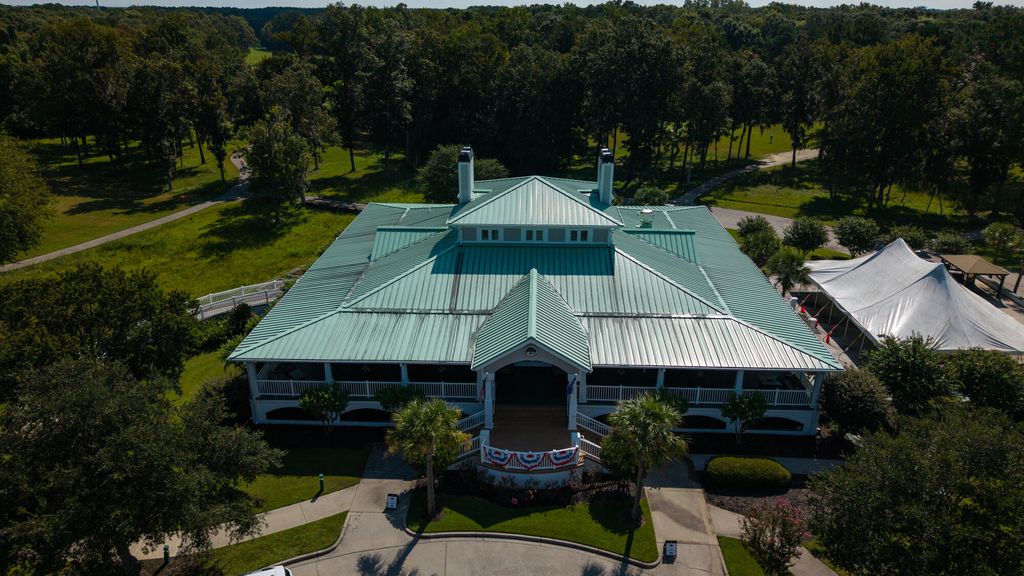 Image 74 of property listing at 5200 New Palm Court, Summerville, SC 29485