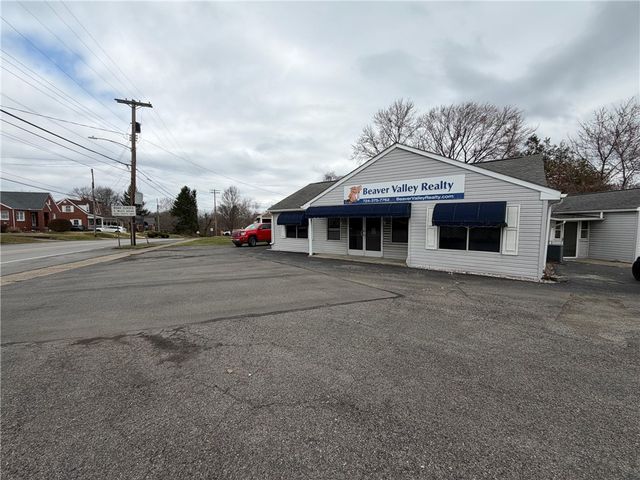 2392 Mill Street, Aliquippa, PA 15001