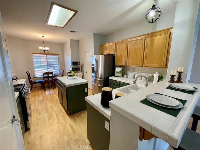 2055 Augusta Court, San Jacinto, CA 92582