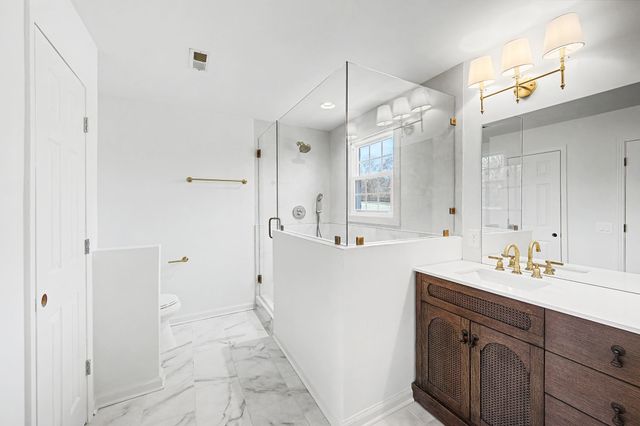 806 Steeplechase Dr, Brentwood, TN 37027