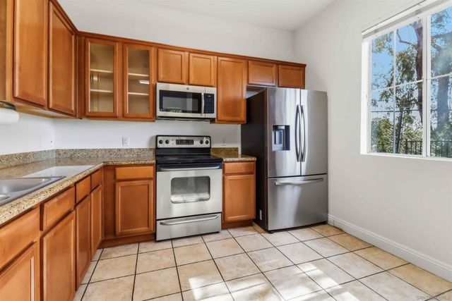 3835 Elijah Ct 518, San Diego, CA 92130