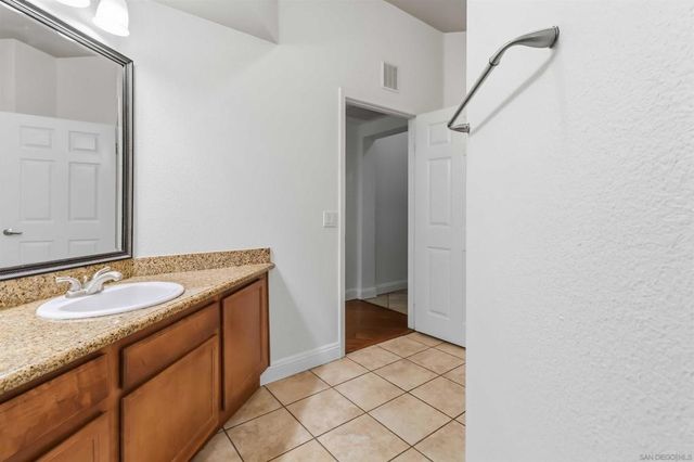 3835 Elijah Ct 518, San Diego, CA 92130