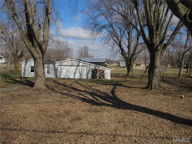 206 Fisher Avenue, Sawyerville, IL 62085