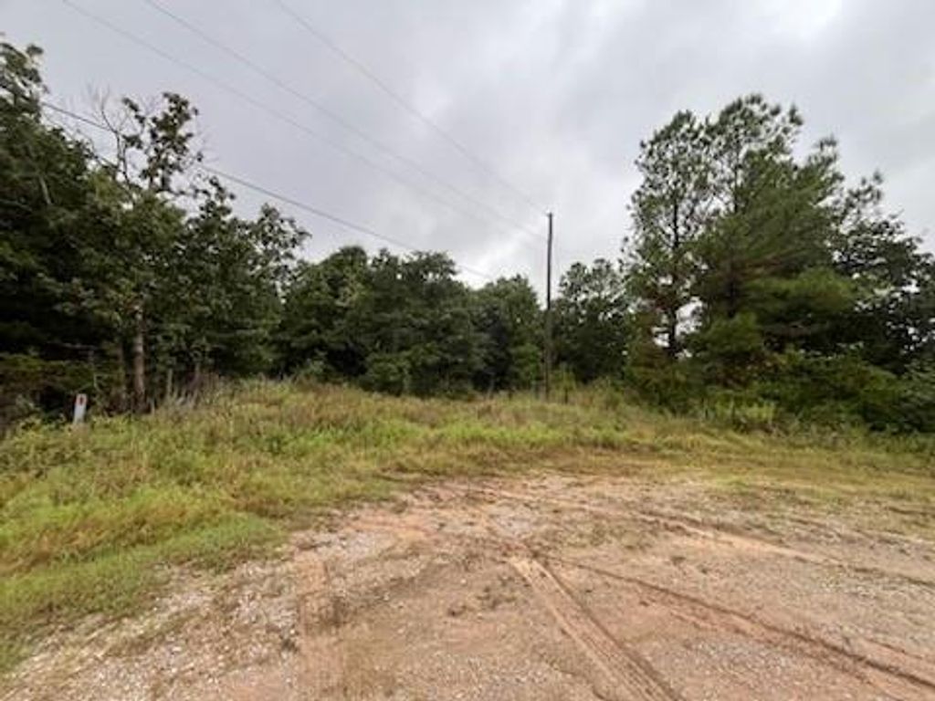 31 Amber Ridge, Shawnee, OK 74801