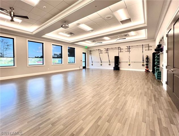 7841 Naples Heritage DR, Naples, FL 34112