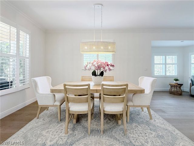 7841 Naples Heritage DR, Naples, FL 34112