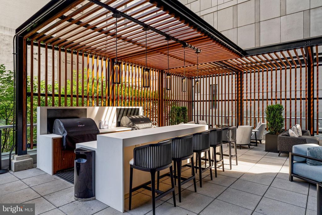 1414 S PENN SQ #11D, Philadelphia, PA 19102