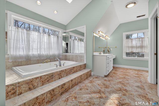 204 Long Wharf Road, Stonington, CT 06355