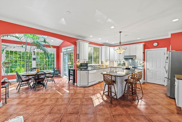 204 Long Wharf Road, Stonington, CT 06355