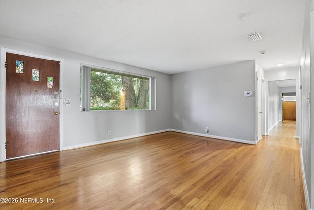 1636 HAMMOCK Circle W, Jacksonville, FL 32225