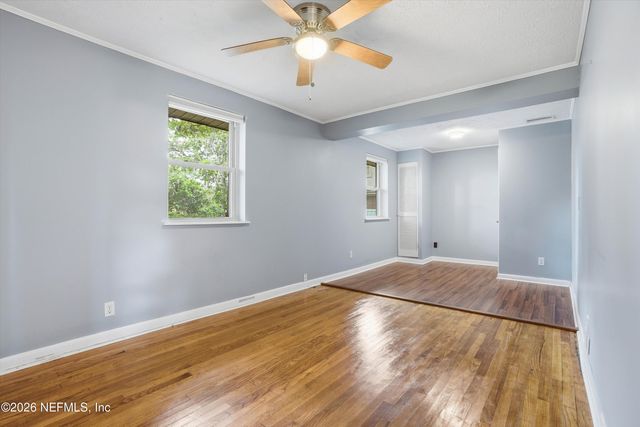 1636 HAMMOCK Circle W, Jacksonville, FL 32225