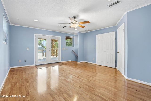 1636 HAMMOCK Circle W, Jacksonville, FL 32225