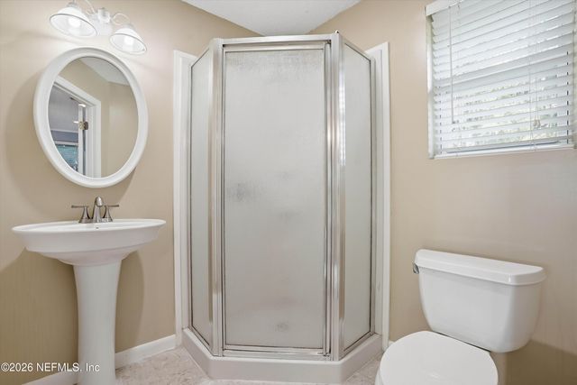 1636 HAMMOCK Circle W, Jacksonville, FL 32225
