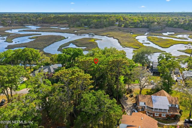 1636 HAMMOCK Circle W, Jacksonville, FL 32225
