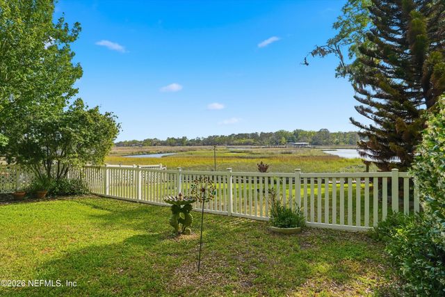 1636 HAMMOCK Circle W, Jacksonville, FL 32225