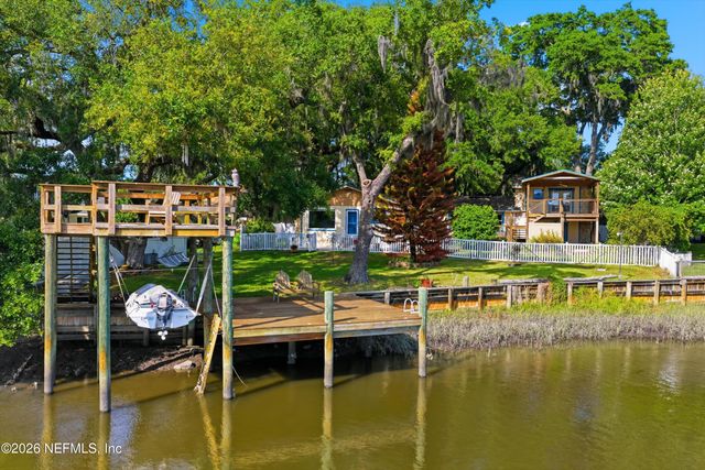 1636 HAMMOCK Circle W, Jacksonville, FL 32225