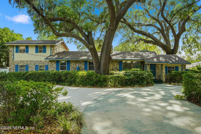1636 HAMMOCK Circle W, Jacksonville, FL 32225