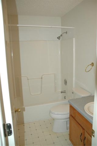 400 Lambeth Drive, Hiram, GA 30141